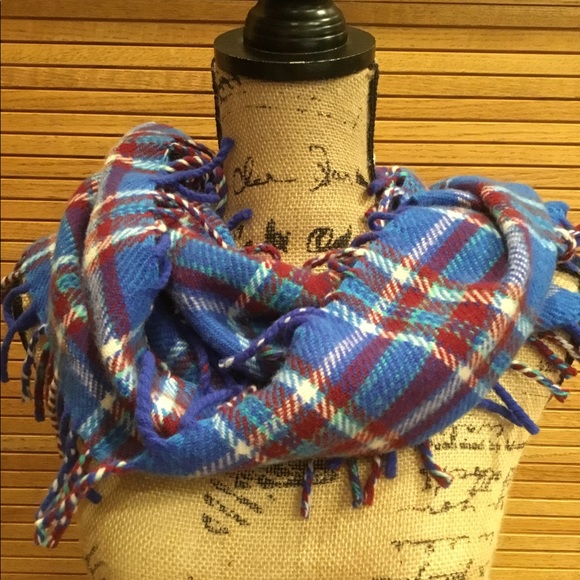 POLO Ralph Lauren 100% Merino Wool 58”x14” - Picture 5 of 9